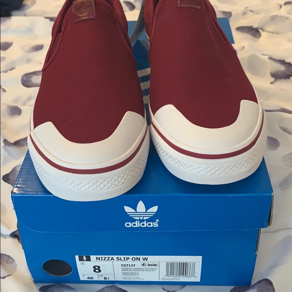 Adidas Nizza slip on size 8